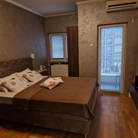 Apartman Studio Diamond Subotica Exterior photo