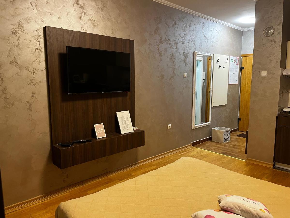 Apartman Studio Diamond Subotica Exterior photo